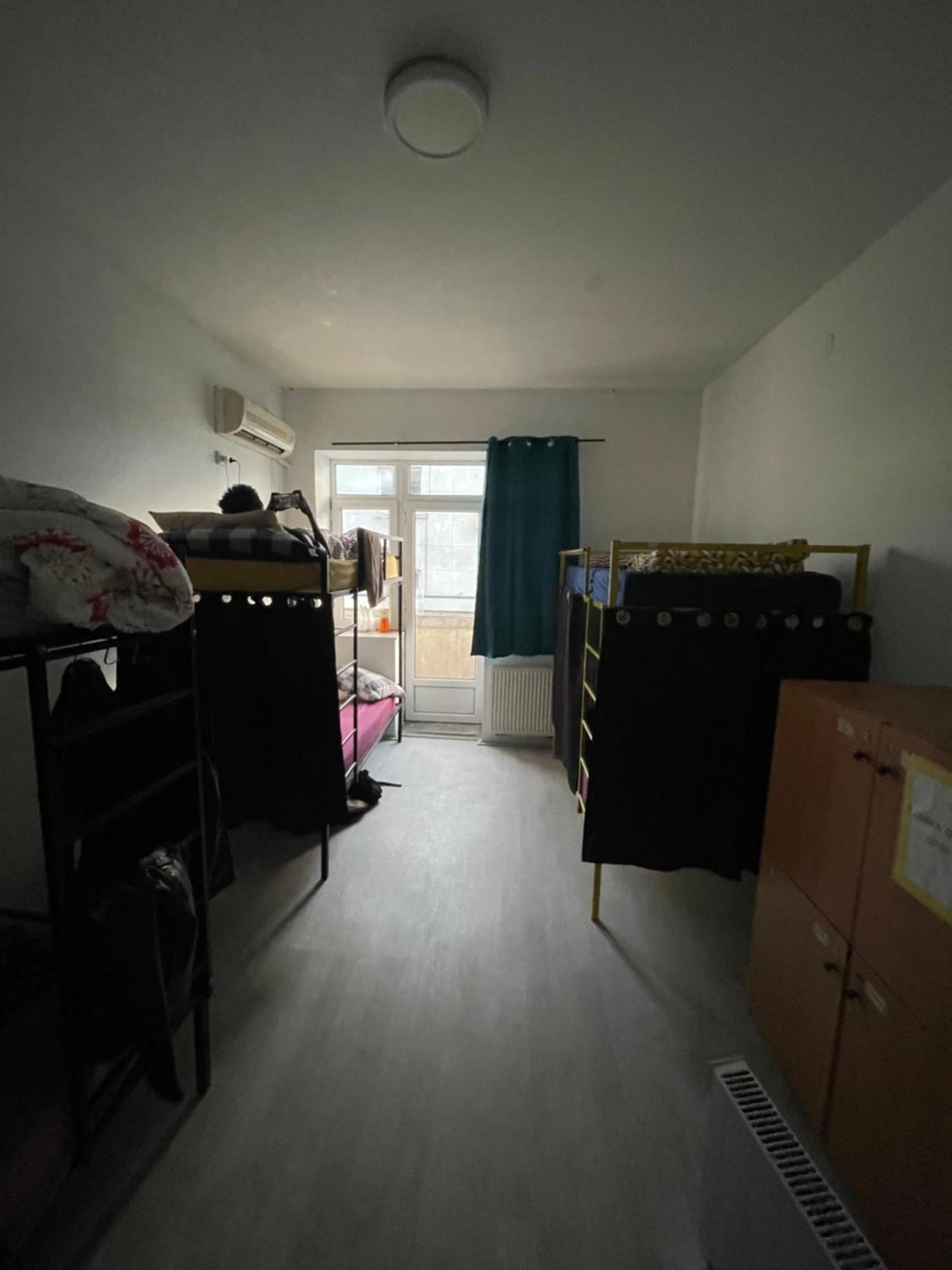Newborn Center Hostel All Day Free Coffee Приштина Экстерьер фото